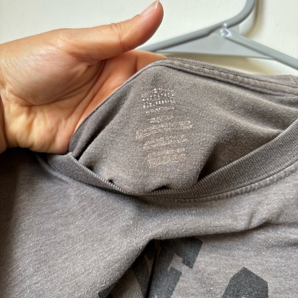 White Sox Gray Graphic T-Shirt Baseball Tee - Picture 3 of 6